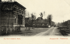 14862 Gezicht in de Herenweg met bebouwing en wetering te Vinkeveen uit het zuiden. N.B. De gemeente Vinkeveen is per 1 ...